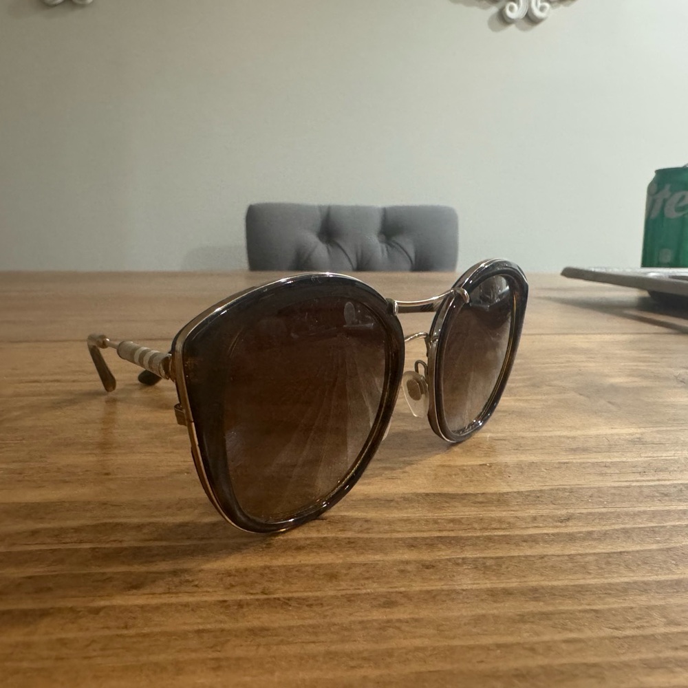 Burberry Brown and Gold Sunglasses
